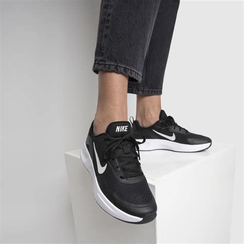 nike wearallday trainers women's